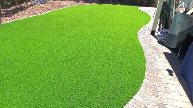 buy-grass-carpet-dubai-uae-to-enhance-your-space-beauty-big-0