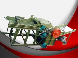 Plywood Machinery Manufacturers