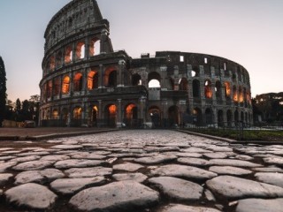 Discover the Majesty of Ancient Rome with Our Exclusive Colosseum Private Tour